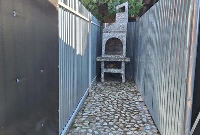 Casă cu 5 camere în Petroasa Mare - 4