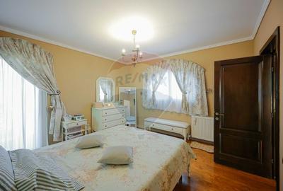Casa / Vila cu 5 camere de vanzare in zona Dealuri Oradea - 14
