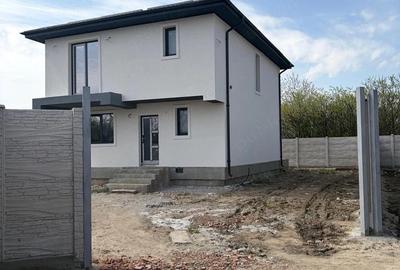 Casă cu 4 camere cu Teren 488 Mp în Dragomirești-Vale - 7