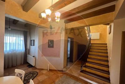 Casa / Vila cu 4 camere de vanzare Casa / Vila cu 4 camere de vanzare - 8