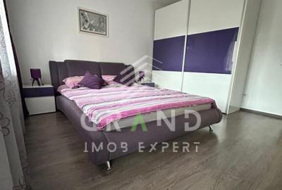 Apartament cu terasaStr. Campului,Mana?tur 4 camere - 14