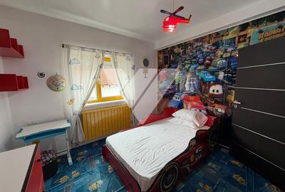 Apartament 3 camere , Zona Arhitectilor , Etaj 2, Loc parcare inclus - 3