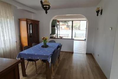 Vila de vanzare in Onesti - 10
