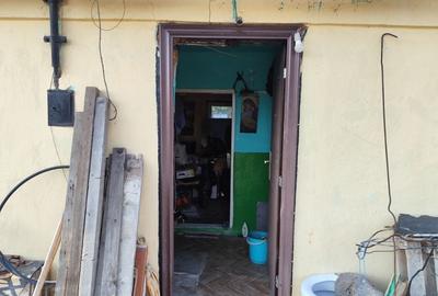 Casă veche din chirpici - 8