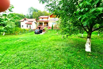 Vila Valea Prahovei facilitati de acces rapid  gradina 1300 mp - 2