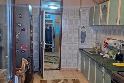 Apartament cu 4 camere în Rahova - 2