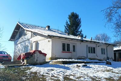 Casă cu 5 camere cu Teren 5950 Mp în Nord - 17