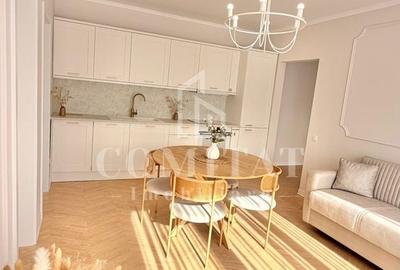 Apartament cu 3 camere semidecomandat în Florești - 2