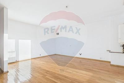 Apartament cu 3 camere semidecomandat în Săftica - 4