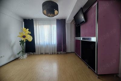 Spațiu comercial, de 55 mp, în Km 4 - 8