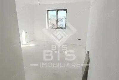 Casă cu 6 camere cu Canalizare în Vest - 4