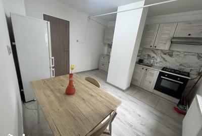 Apartament cu 2 camere decomandat în Circumvalațiunii - 9