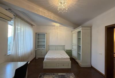 Casă individuală cu 5 camere cu Canalizare în Herăstrău - 11