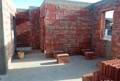 Casă cu 4 camere cu Teren 500 Mp în Câmpineanca - 7