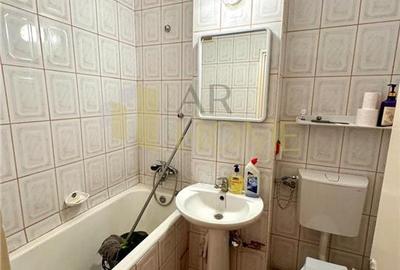 Vanzare apartament 4 camere, boxa si garaj propriu, in Ploiesti, zona Bd. Castan - 19
