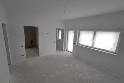 Duplex cu 4 camere cu Teren 100 Mp în Florești - 7