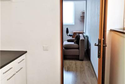 Garsonieră decomandată în Zorilor - 9