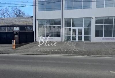 Spațiu comercial, de 464 mp, în Casa de Cultură - 3