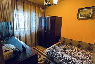 Apartament cu 3 camere decomandat în Sud - 5