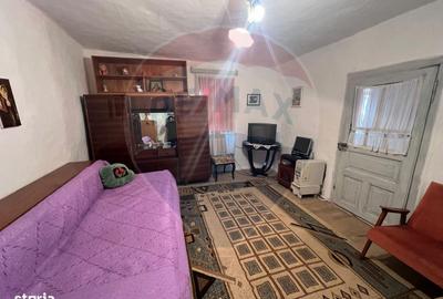 Casă cu 4 camere cu Teren 1000 Mp în Ciorăști - 9