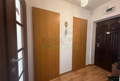 Apartament cu 3 camere semidecomandat, mobilat în Centrul Civic - 9