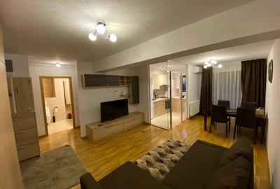 Apartament cu 2 camere semidecomandat în Banu Manta