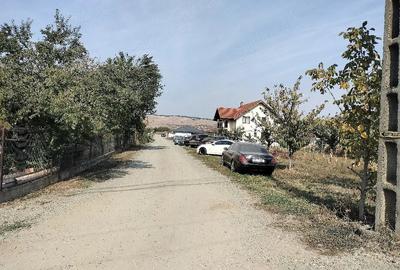 Teren de 435 mp, în Micești