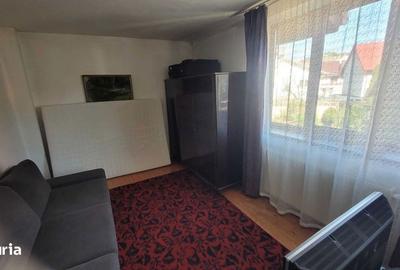 Casă cu 4 camere cu Teren 200 Mp în Central - 8