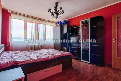 Apartament cu 2 camere decomandat în Piața Centrală - 3