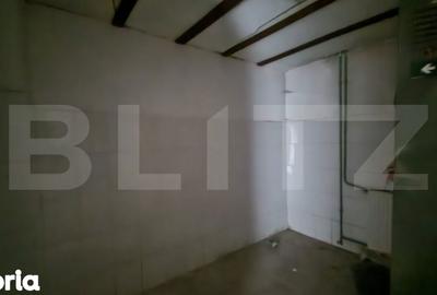 Spațiu comercial, de 1,500 mp, în Central - 14