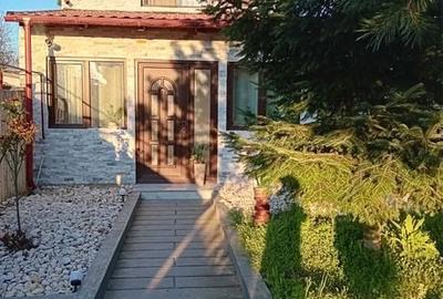 Casă cu 4 camere în Central - 3
