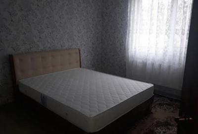 Apartament cu 2 camere decomandat în Gruia