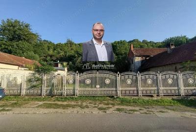 Teren de 387 mp, în Oravița