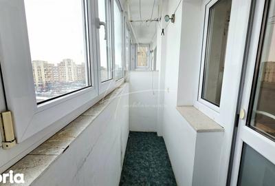 Apartament cu 3 camere semidecomandat, mobilat în 13 Septembrie - 5