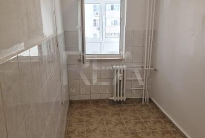 Garsonieră decomandată în Decebal - 3