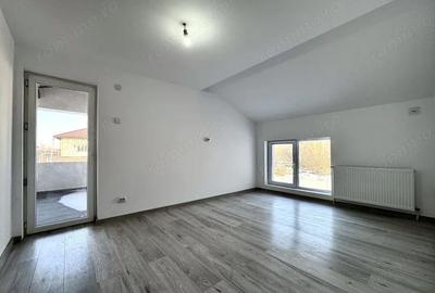 Casă cu 4 camere cu Teren 308 Mp în Giulești - 1