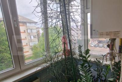 Apartament 2 camere, decomandat, 52 mp, etaj intermediar, zo - 1