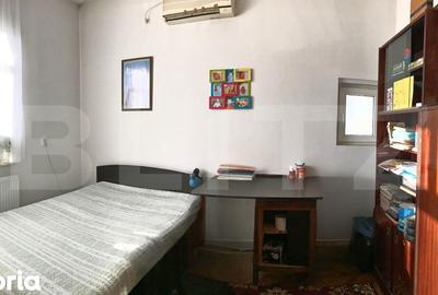 Apartament cu 4 camere în Micro 4 - 15