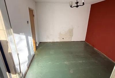 Apartament cu 3 camere decomandat, mobilat în Drumul Taberei - 2