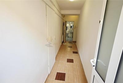 Apartament cu 3 camere semidecomandat, mobilat în Central - 4