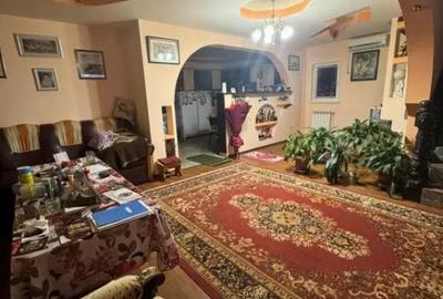 Casă cu 4 camere cu Teren 500 Mp în Rădăuți - 8