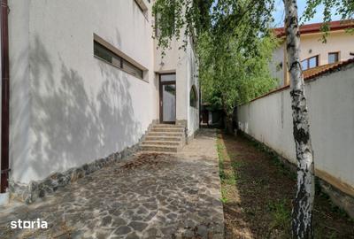Casă cu 7 camere cu Teren 1012 Mp în Brănești - 19