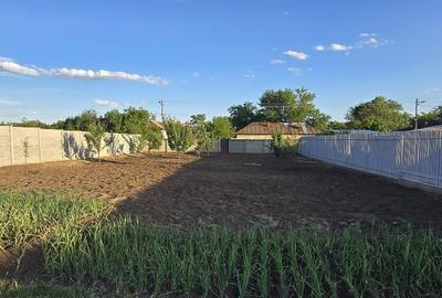 Casă individuală cu 5 camere cu Canalizare în Central - 2