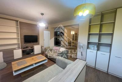 Apartament cu 3 camere la curte in zona Complexului Studentesc