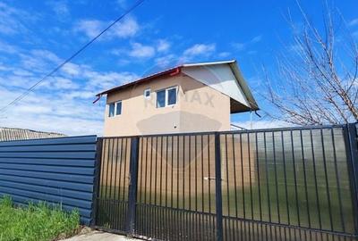 Casă cu 3 camere cu Teren 956 Mp în Sărbătoarea - 2