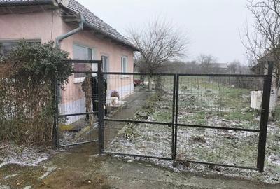 Casă individuală cu 3 camere cu Teren 600 Mp în Scărișoara Nouă - 1