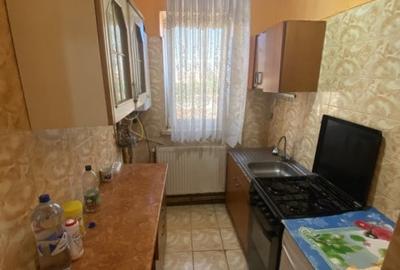 Apartament cu 3 camere decomandat, mobilat în Central - 9