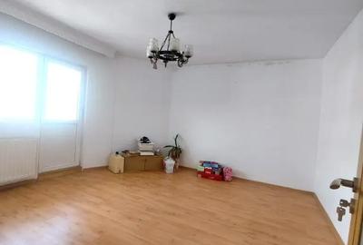 Apartament cu 4 camere decomandat în Central - 9