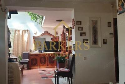 Casă cu 10 camere cu Canalizare în Central - 9