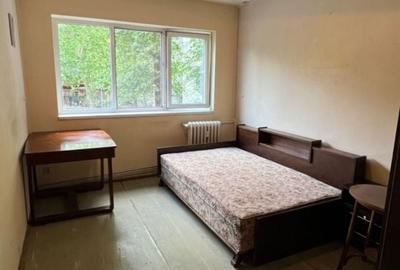 Apartament cu 3 camere decomandat în Gorjului - 2